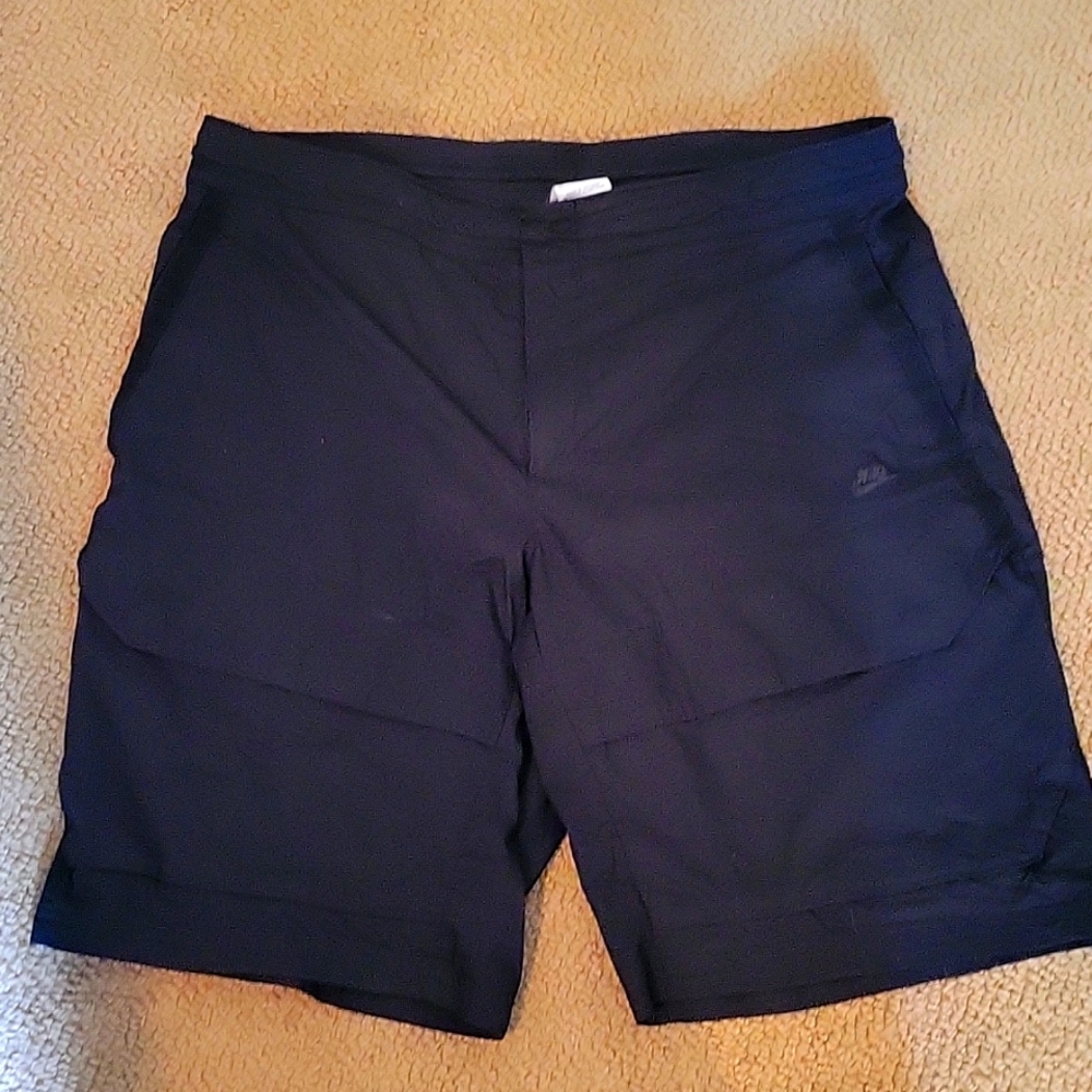 Nike Tech Pack Black Shorts Size 34